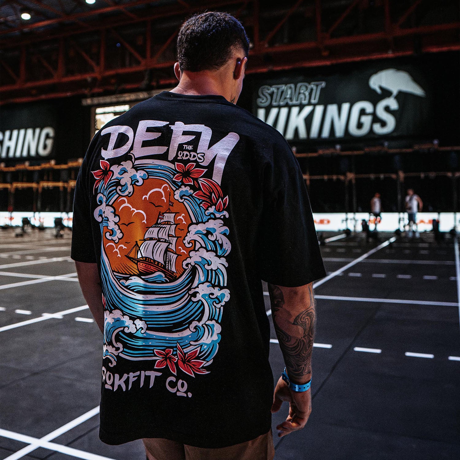 ★2023SS新作★DOMINANT★ROCK OF DM OVERFIT T-SHIRT Discipline Weighs Ounces' - Oversized Street Tee by RokFit