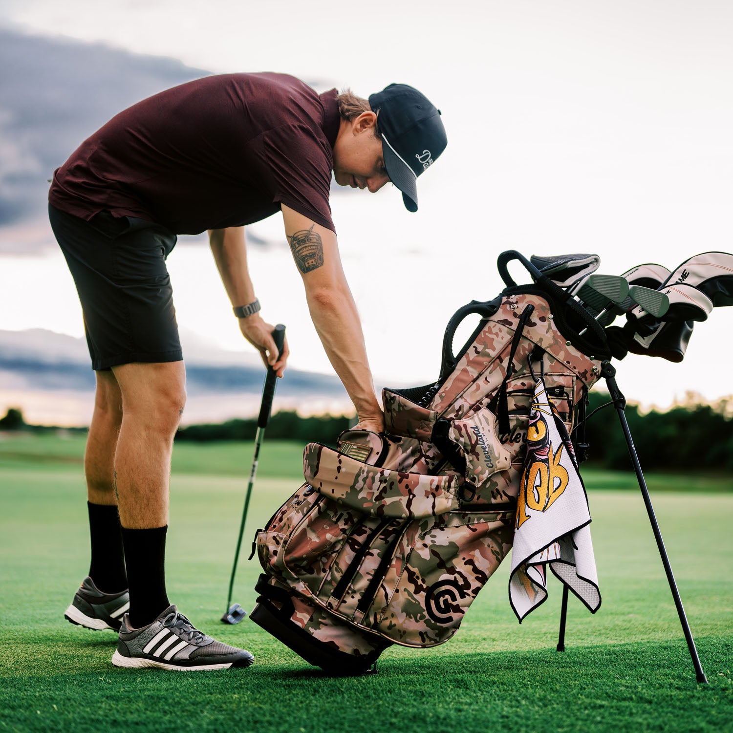 Utility Towel by RokFit | Multi-Use Gym, Golf & Everyday Towel